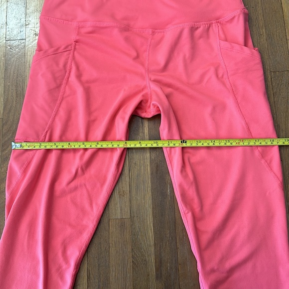 *last chance!!* SO | women’s bright pink workout leggings - Picture 12 of 16